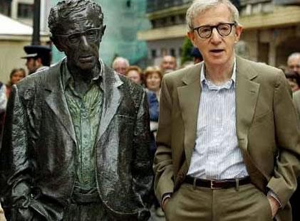 Estátua de Woody Allen en Oviedo
