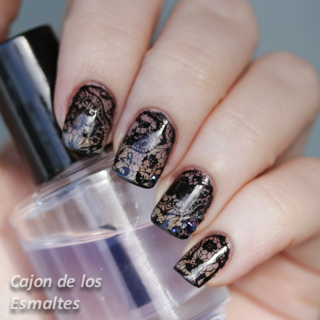 born pretty stamping plates with mundo de unas black