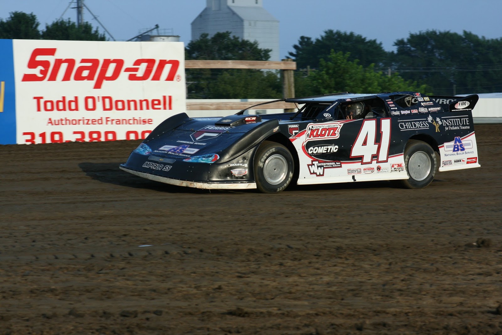 Midwest Racing News: Lanigan Repeats World of Outlaws Visit at Independence