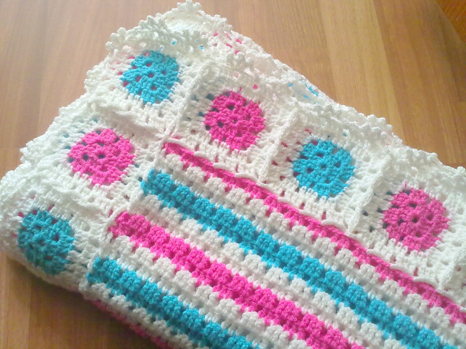 &hellip;♥ Zeynep�le Güne Merhaba ♥&hellip; Renkli İpliklerle Bebek Battaniyesi