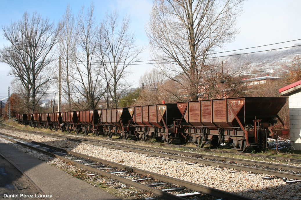 El Ferrocarril de Ponferrada a Villablino: Más de las tolvas de carbón