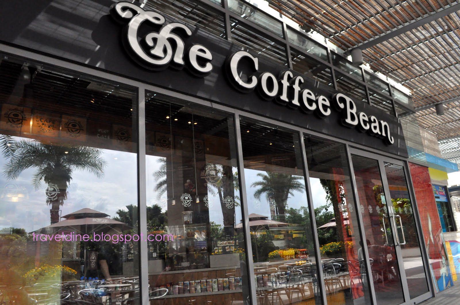 Travel and Dining Experience The Coffee Bean & Tea Leaf