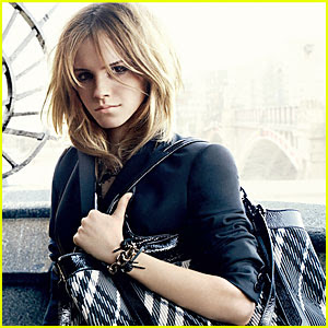 Emma Watson Burberry Photoshoot Wallpaper