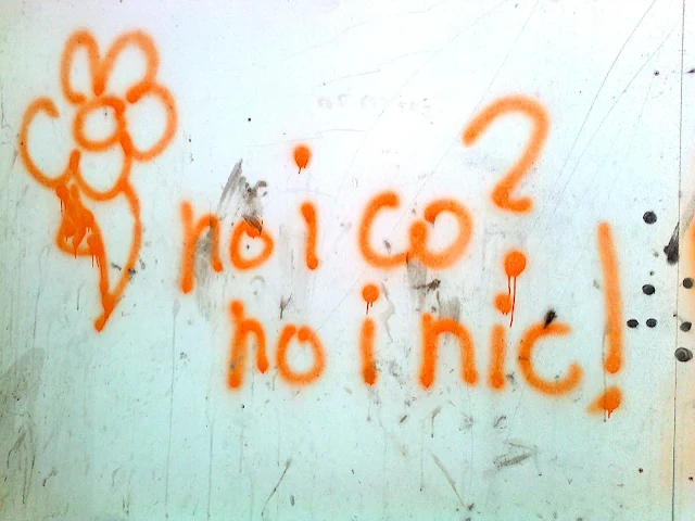 śmieszne napisy na murach Poznań