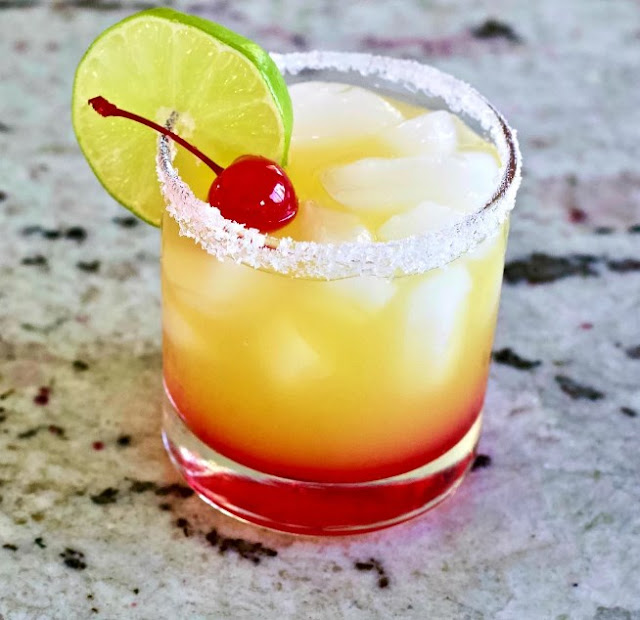 Hawaiian Margaritas #summer #drinks