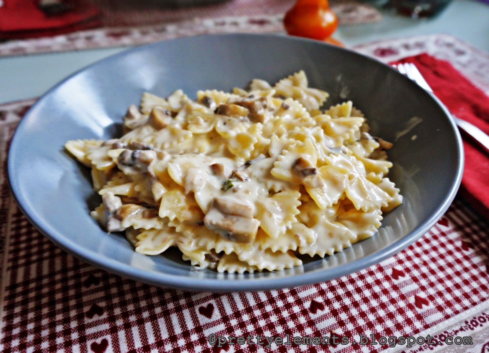 Pretty Elements Farfalle pasta with Taleggio cheese and mushrooms