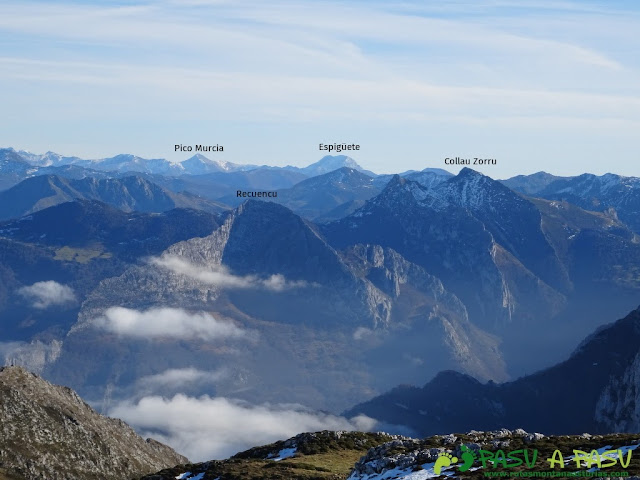 Desde la Llambria vista del Recuencu y Collau Zorru