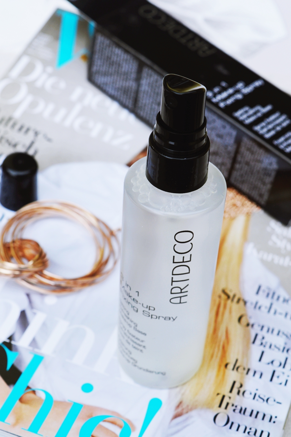 ARTDECO Make-up Fixing Spray*: Damit hält deine Foundation ewig