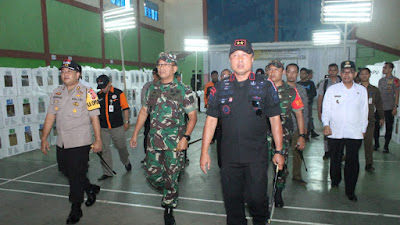 Pangdam III/Siliwangi Bersama Kapolda Jabar Tinjau PPK di Wilayah Sukabumi