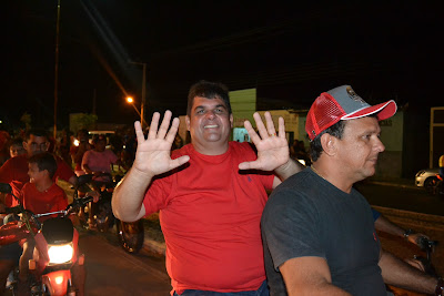 PENDÊNCIAS: GUSTAVO QUEIROZ E CARLOS MONTENEGRO REALIZARAM GRANDE PASSEATA NA NOITE DESTE SABADO