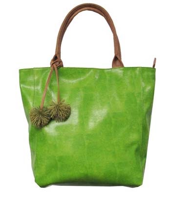 The Gilded Lily Home: New Spring Handbags from Sondra Roberts
