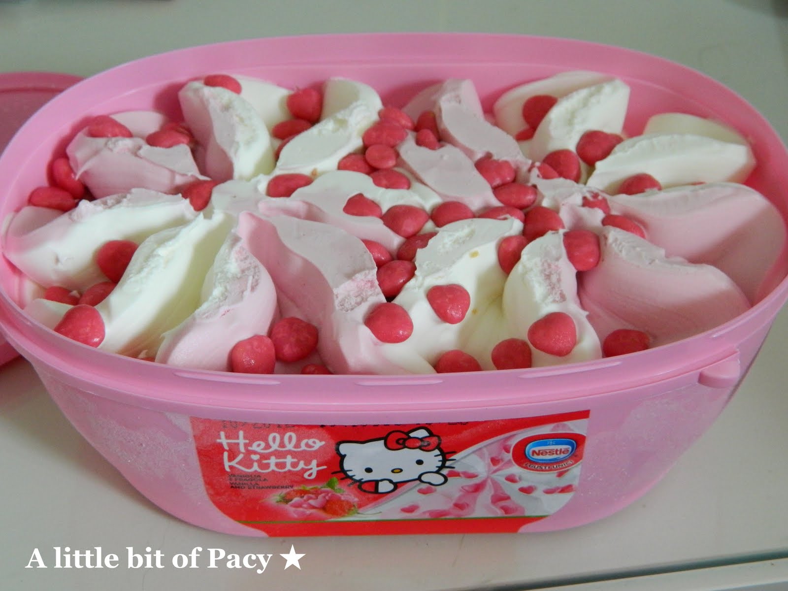 A little bit of Pacy Hello Kitty Eis