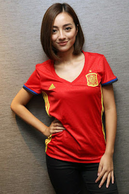 presenter cantik olahraga indonesia presenter cantik olga presenter cantik one stop football presenter cantik pagi pagi pasti happy presenter cantik pakai rok mini presenter cantik pake rok mini presenter cantik pamer cd presenter cantik pamer paha