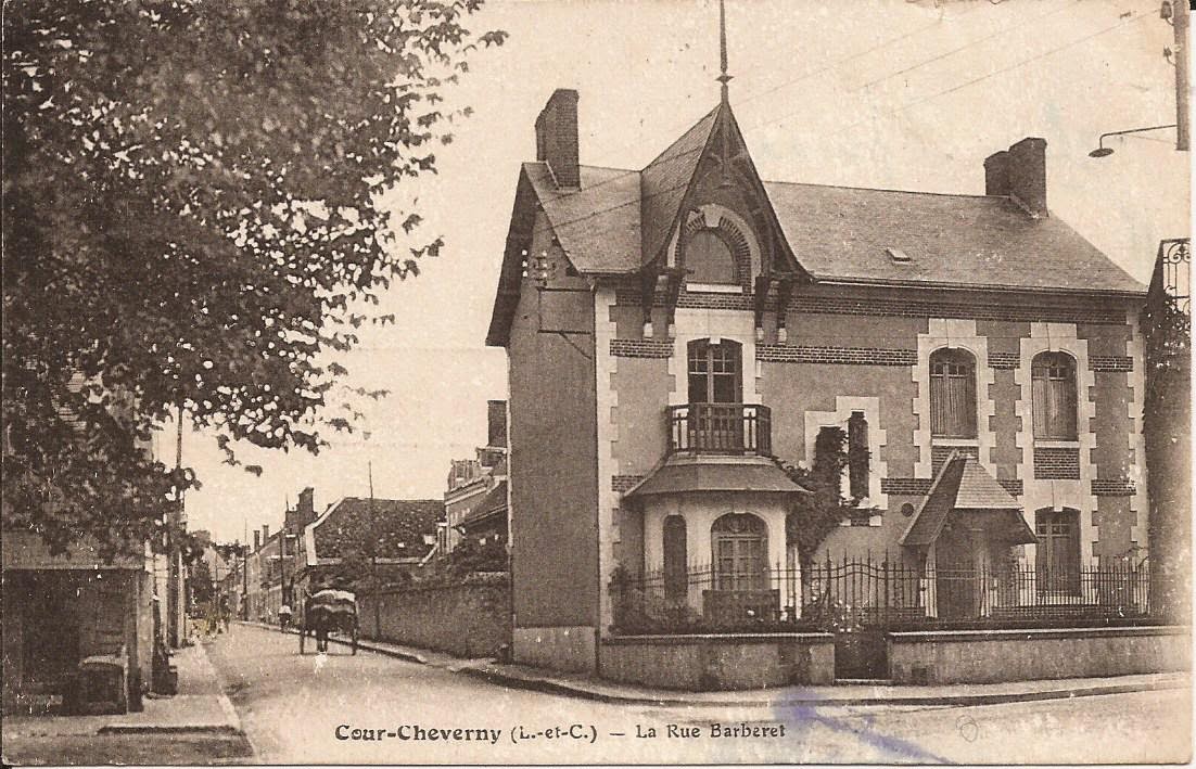 Rue Barberet à Cour-Cheverny 