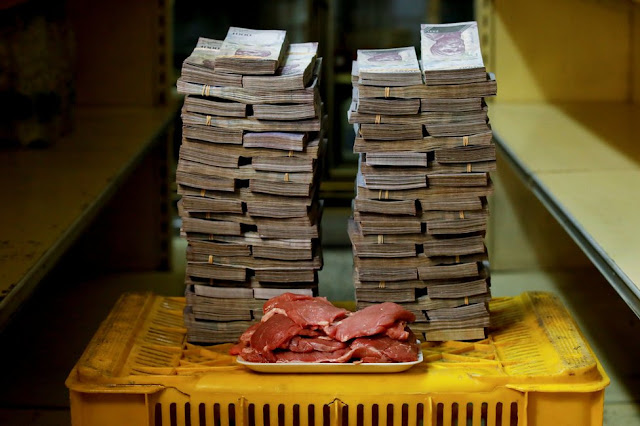 Begitu tak Berharga Mata Uang Venezuela, Setumpuk Uang Cuma Bisa Beli 1kg Daging!