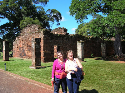 Ruinas misión de San Ignacio, Misiones, Argentina, vuelta al mundo, round the world, La vuelta al mundo de Asun y Ricardo