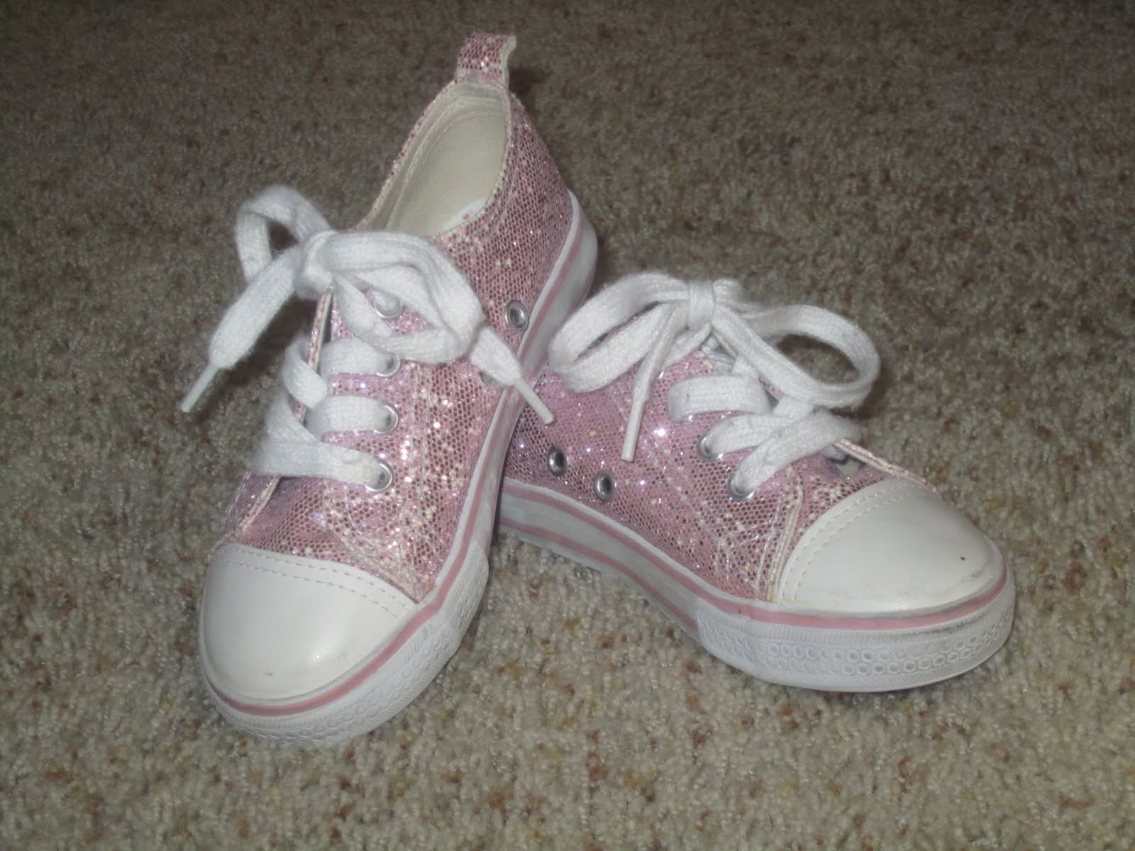 Life With Elise: Contentment and the Pink Glitter Shoes