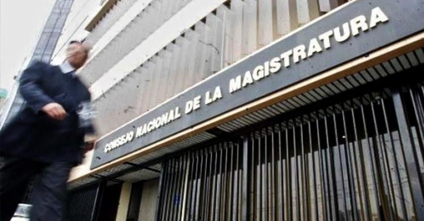 Jueces y fiscales deberán presentar declaración jurada de no estar afiliado a una organización política, informó el Consejo Nacional de la Magistratura - CNM Jueces y fiscales deberán presentar declaración jurada de no estar afiliado a una organización política, informó el Consejo Nacional de la Magistratura - CNM