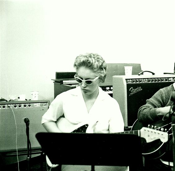 carol kaye how to play the electric bass pdf carol kaye how to play the electric bass pdf