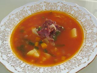 Ciorba de oase afumate / Smoked bone soup