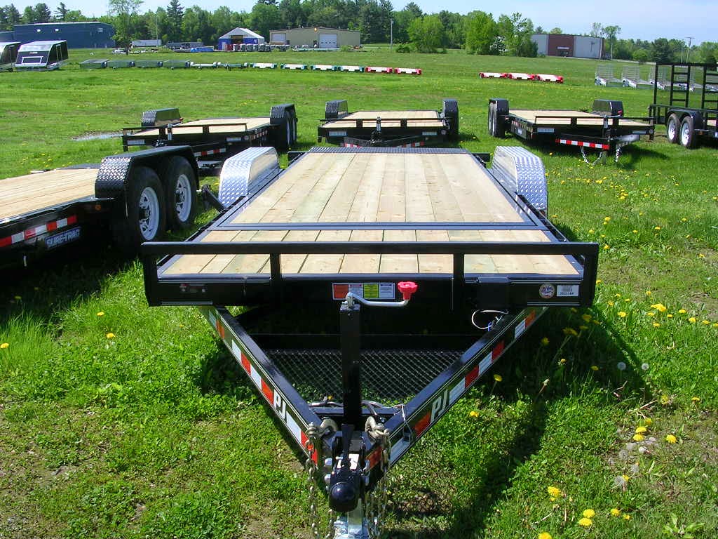 Michaud's Trailers Winslow Maine P J Trailers Equipment
