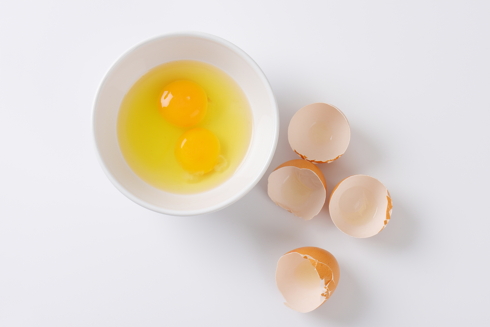Anak ayam tumbuh di dalam telur selama 21 hari sebelum menetas. cadangan makanan anak ayam sebelum menetas adalah