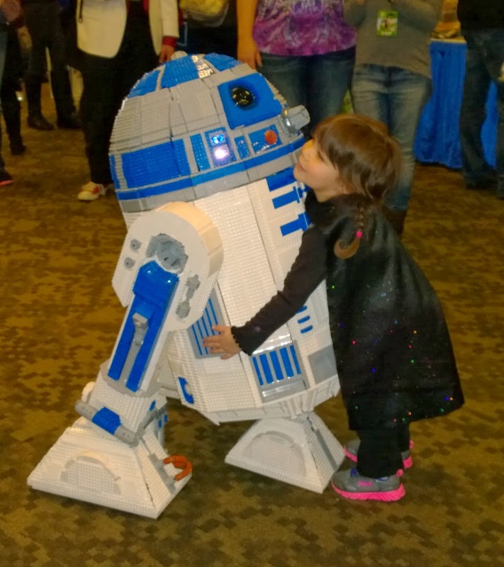 Darth Lily hugging Lego R2-D2