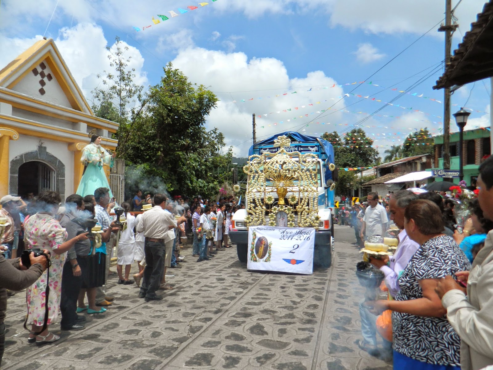 Elox Noticias: inicia fiesta patronal en honor a Santa Maria Magdalena ...