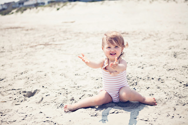 Gray Benko Photography - Lilly's Beach Playdate - Look Linger Love