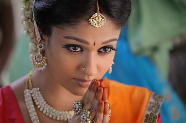 http://2.bp.blogspot.com/-kQGu7f8B3mE/Tr-1K1UFReI/AAAAAAAAtUI/K0Gbsb8EeBs/s1600/Nayanatara_New_Photo_Stills_Sri_Rama_Rajyam%2B%25281%2529.jpg