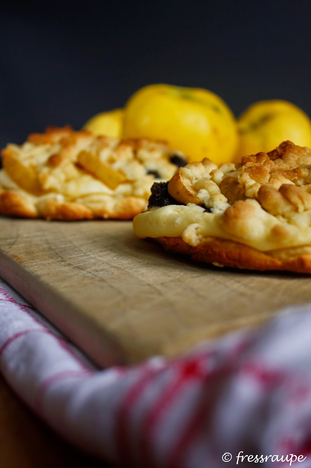 fressraupe: Apfel-Quark-Mohn-Plunder mit Streuseln