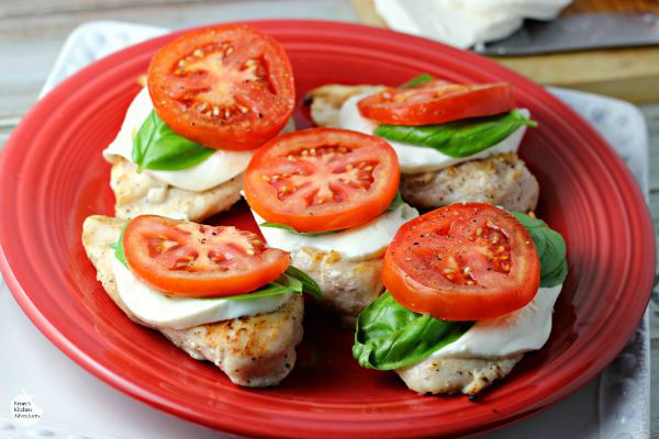 Easy Grilled Caprese Chicken | by Renee's Kitchen Adventures - Easy, healthy recipe for chicken breasts that uses some of summer's fresh harvest, fresh tomatoes, basil and mozzarella cheese! YUM! 