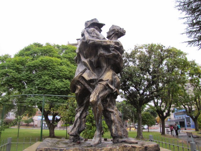 PLAZA EDUARDO COSTA , CAMPANA