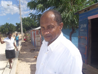 Comunitarios de pedernales recuerdan la muerte de cirujano,