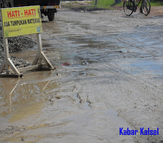 penyebab kerusakan jalan di banjarmasin