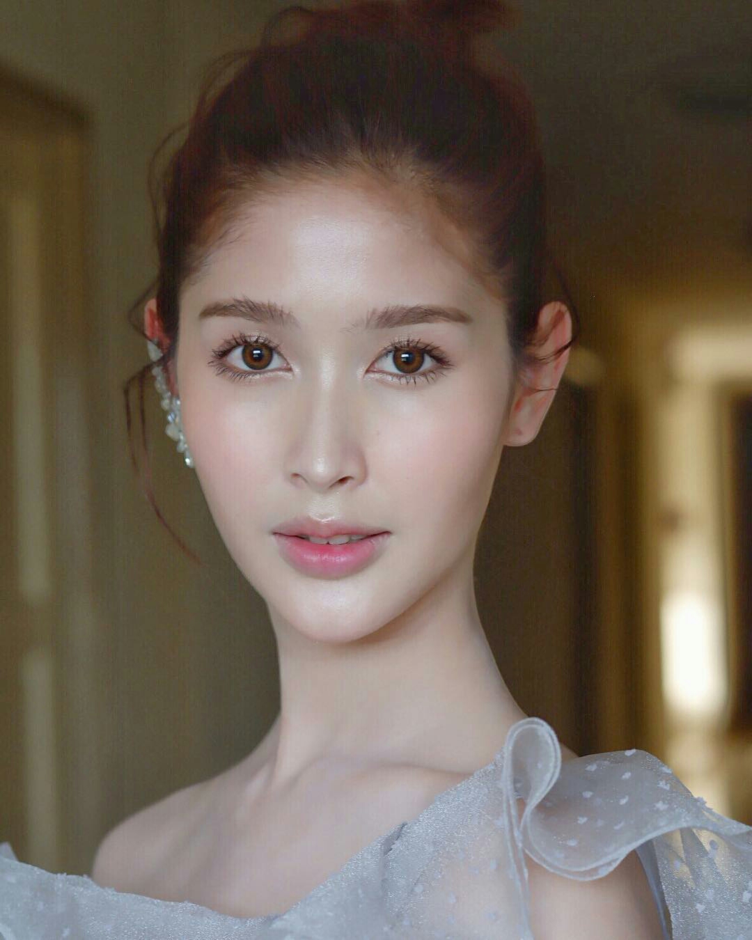Rock Kwanlada – Thai Transgender Face of Beauty Queen - TG Beauty