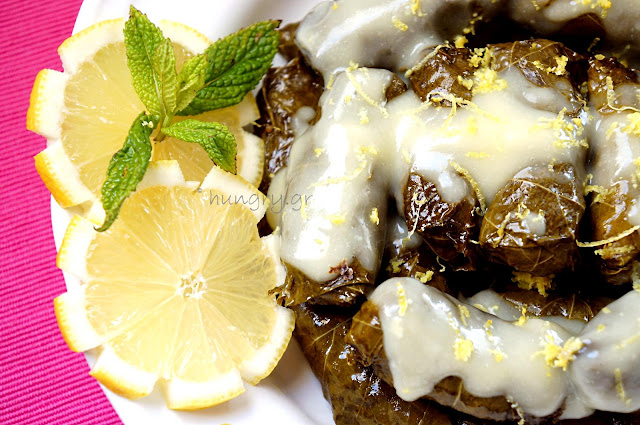 Stuffed Vine Leaves with Minsed Meat and Tomato