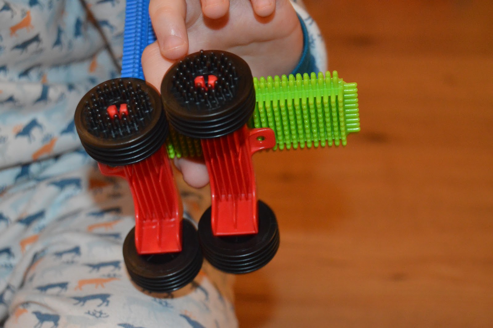 stickle bricks big red bucket