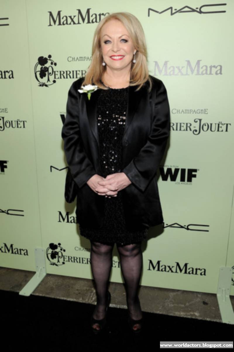 Australian Actress Jacki Weaver Cute picture Gallery | World of Actors