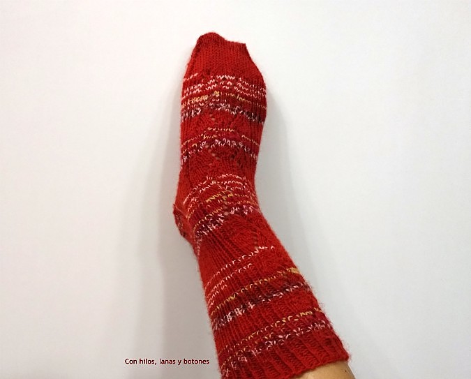 Con hilos, lanas y botones: Calcetines Azurean