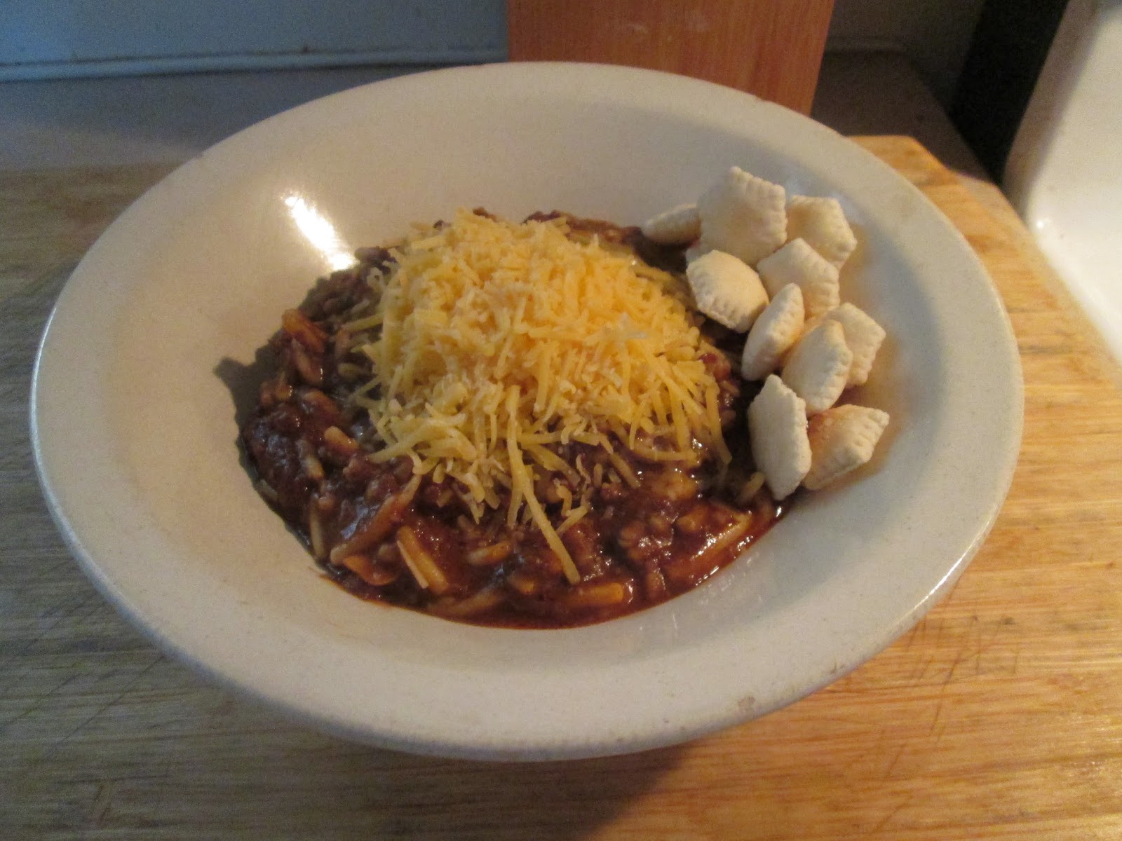Diab2Cook Skyline 3 Way Chili, Spaghetti, Cheese w/ Side of Oyster
