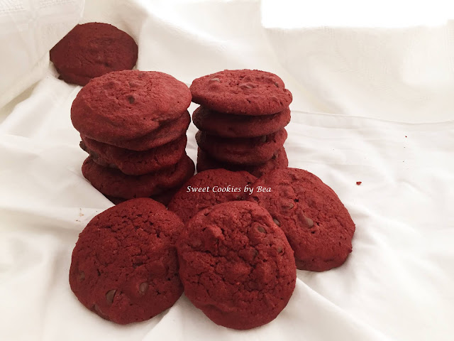 Cookies Red Velvet con chips de chocolate negro