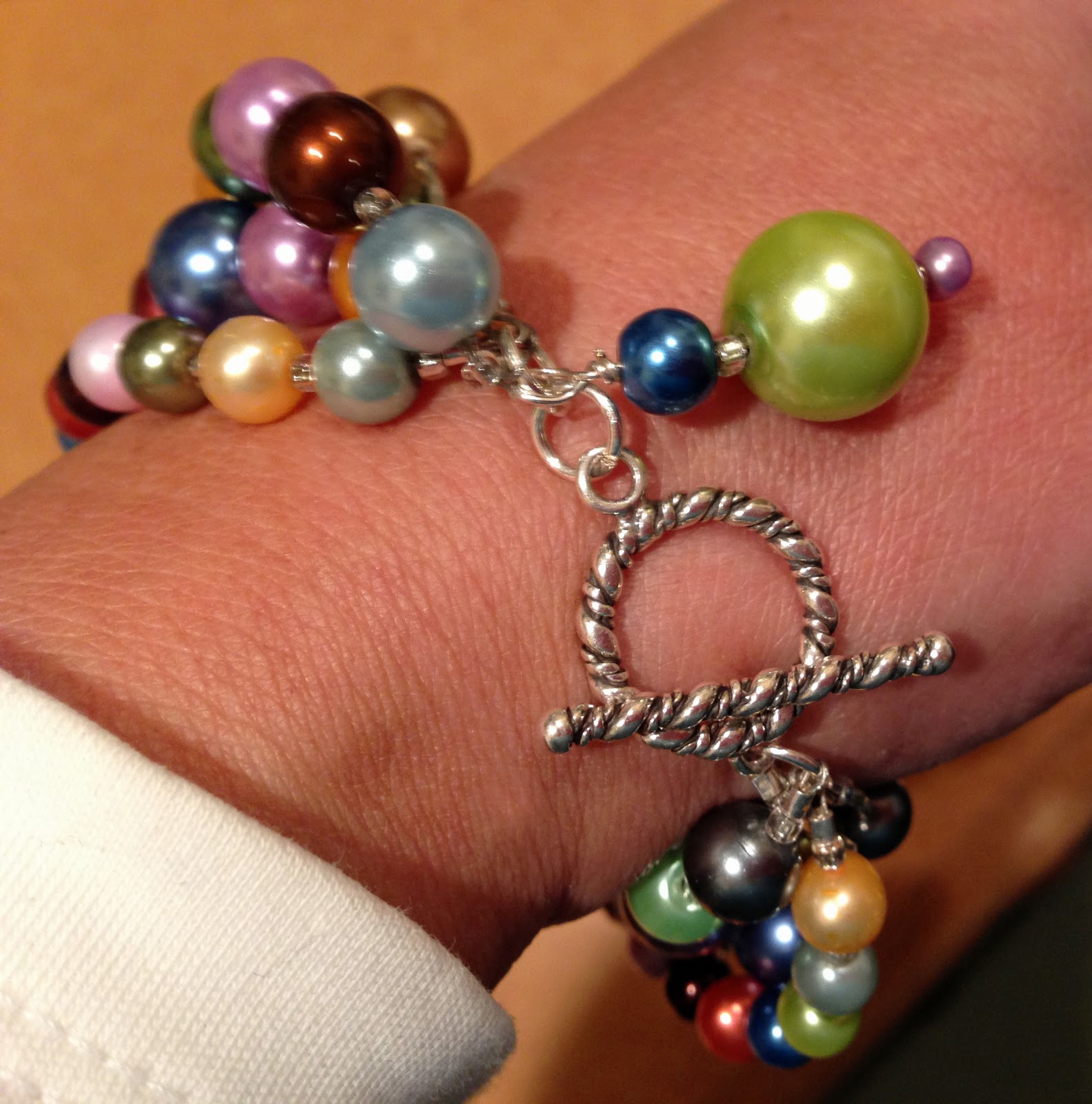 Just*Grand: A Festive Bracelet