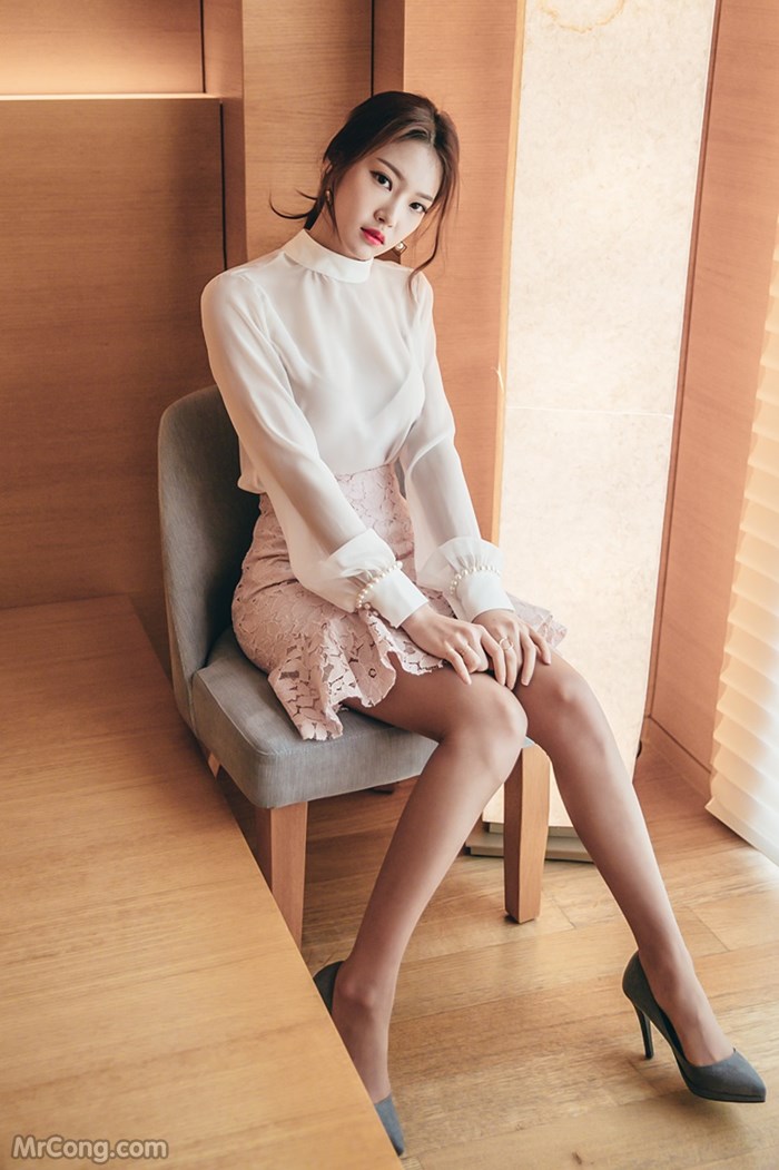 Beautiful Park Jung Yoon in the January 2017 fashion photo shoot (695 photos) photo 33-12
