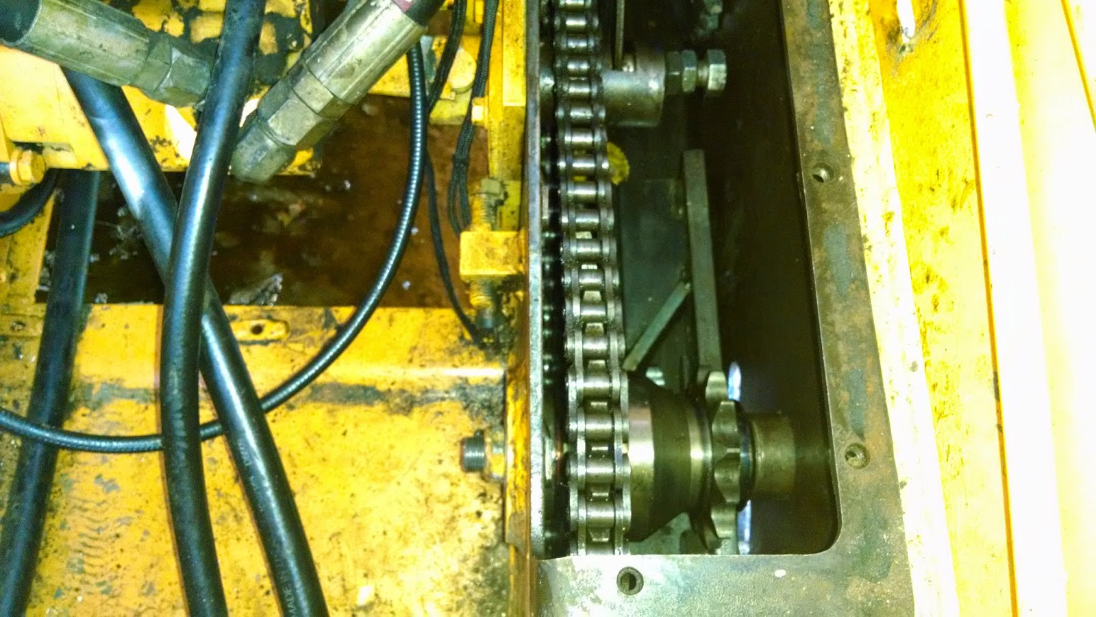 Mustang 940 Skid Loader Bearing, Chain, and sprocket replacement