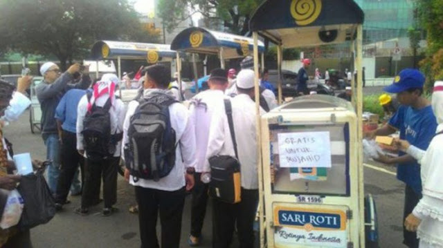 Pengumuman Klarifikasi Sari Roti Menuai Aksi Boikot heboh, Mari Berpikir Jernih lisubisnis.com bisnis muslim gerakan boikot