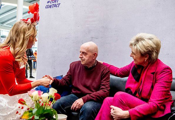 Princess Laurentien attended the Valentine's Day event at Utrecht Centraal railway station in Oudegracht. red print pantsuits