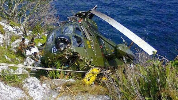 Gempar!! (Gambar2) Helikopter Nuri Milik TUDM Terhempas di Pulau Perak ...