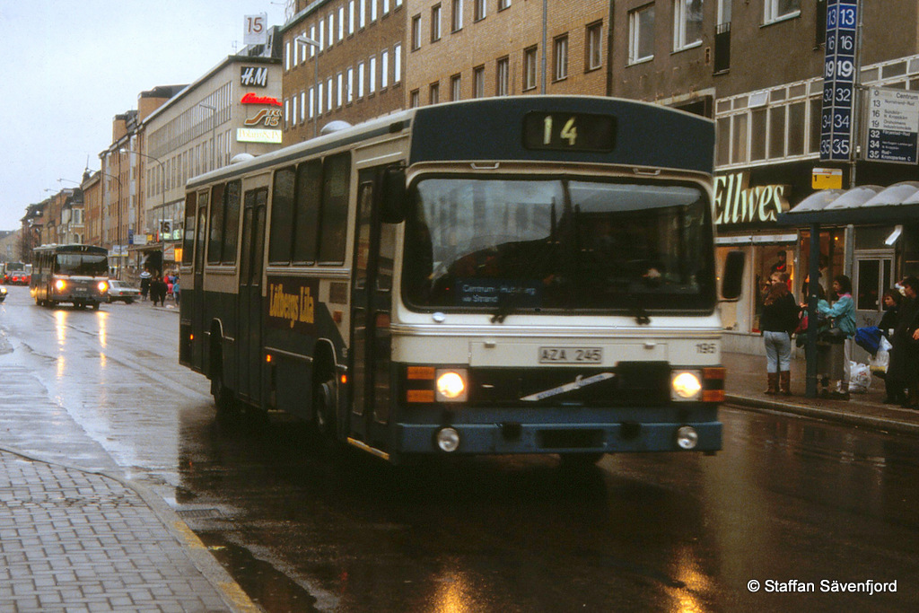 Staffans bussbilder Karlstad i april 1988, del 2