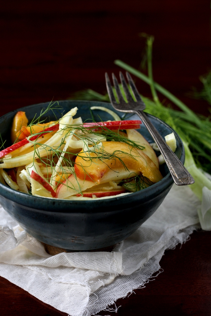 Mango & Tomato Fennel And Kohlrabi Salad With Fruit And Mango Vinaigrette